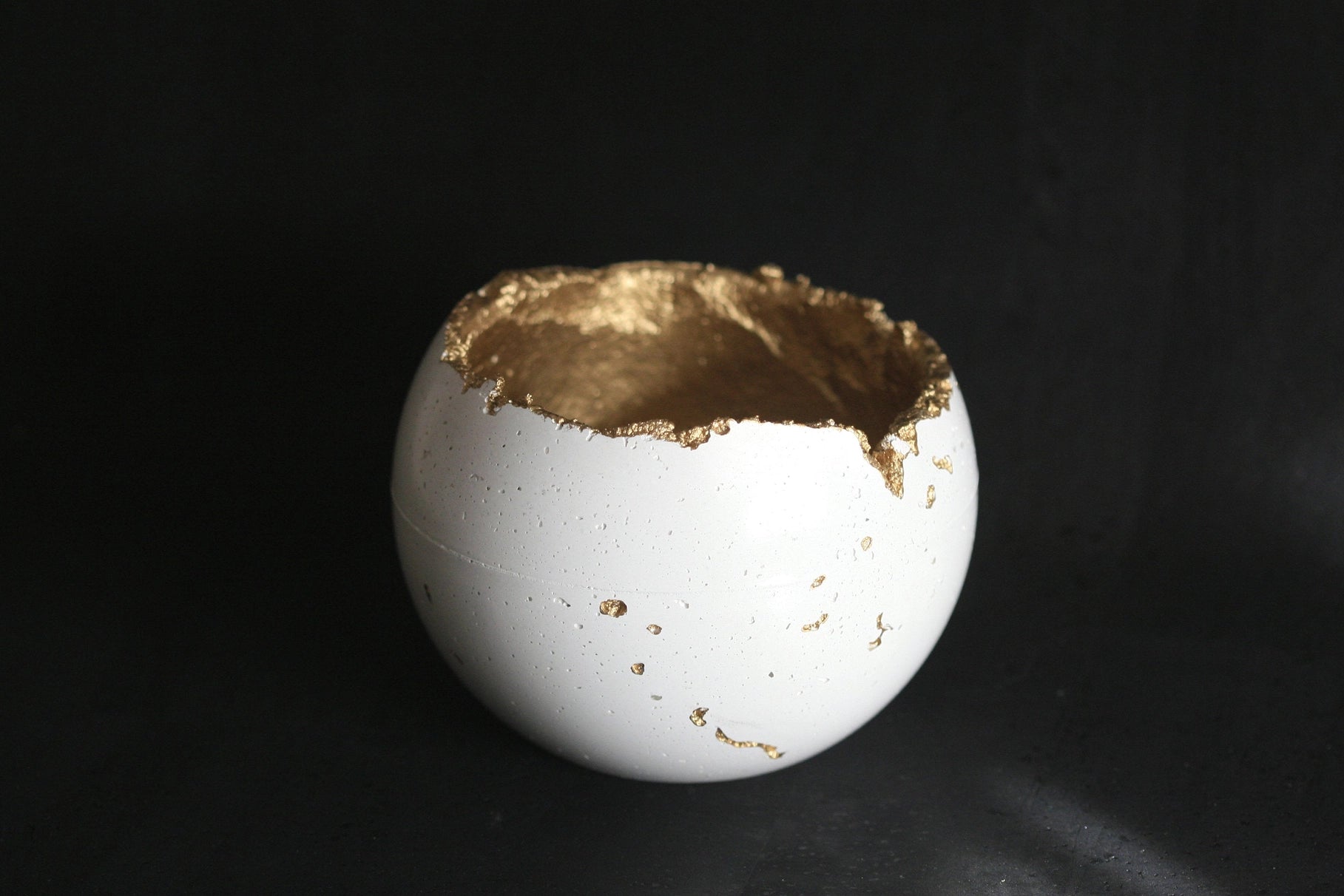 White Concrete Decorative Sphere Planter – Wabi-Sabi Inspired Minimalism image 0