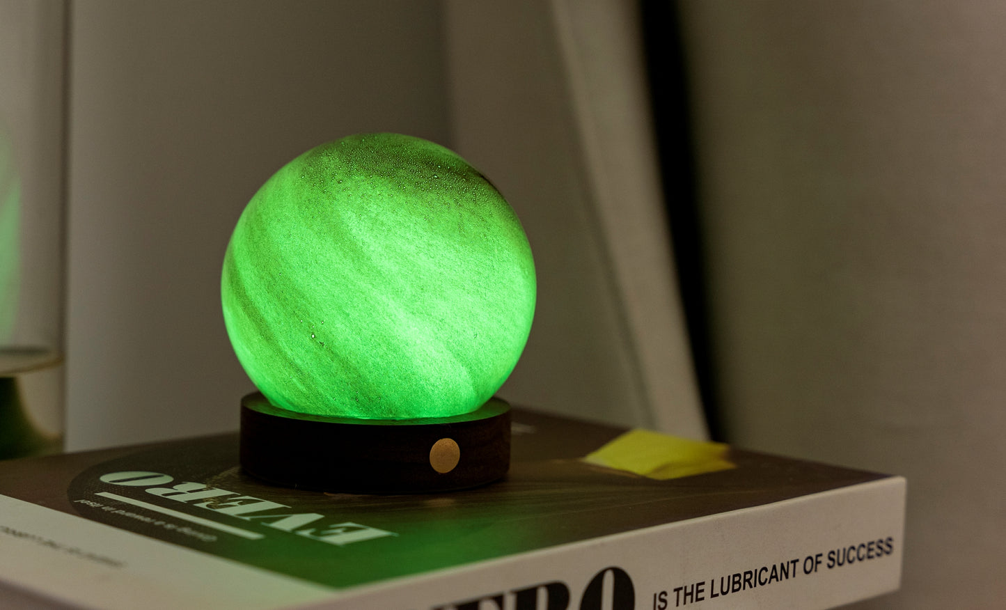Mini Sandstorm Astraglass Light – A Desert Dream in a Compact Glow image 4