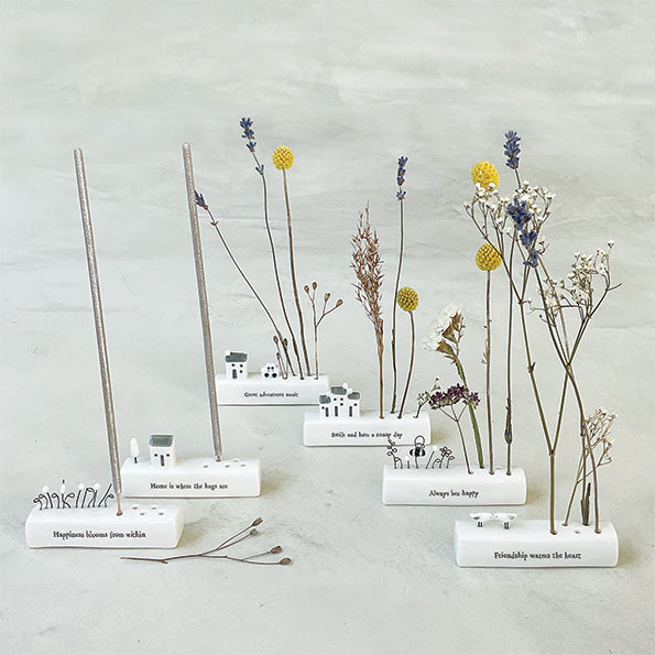 Holder – Great Adventures Await image 2