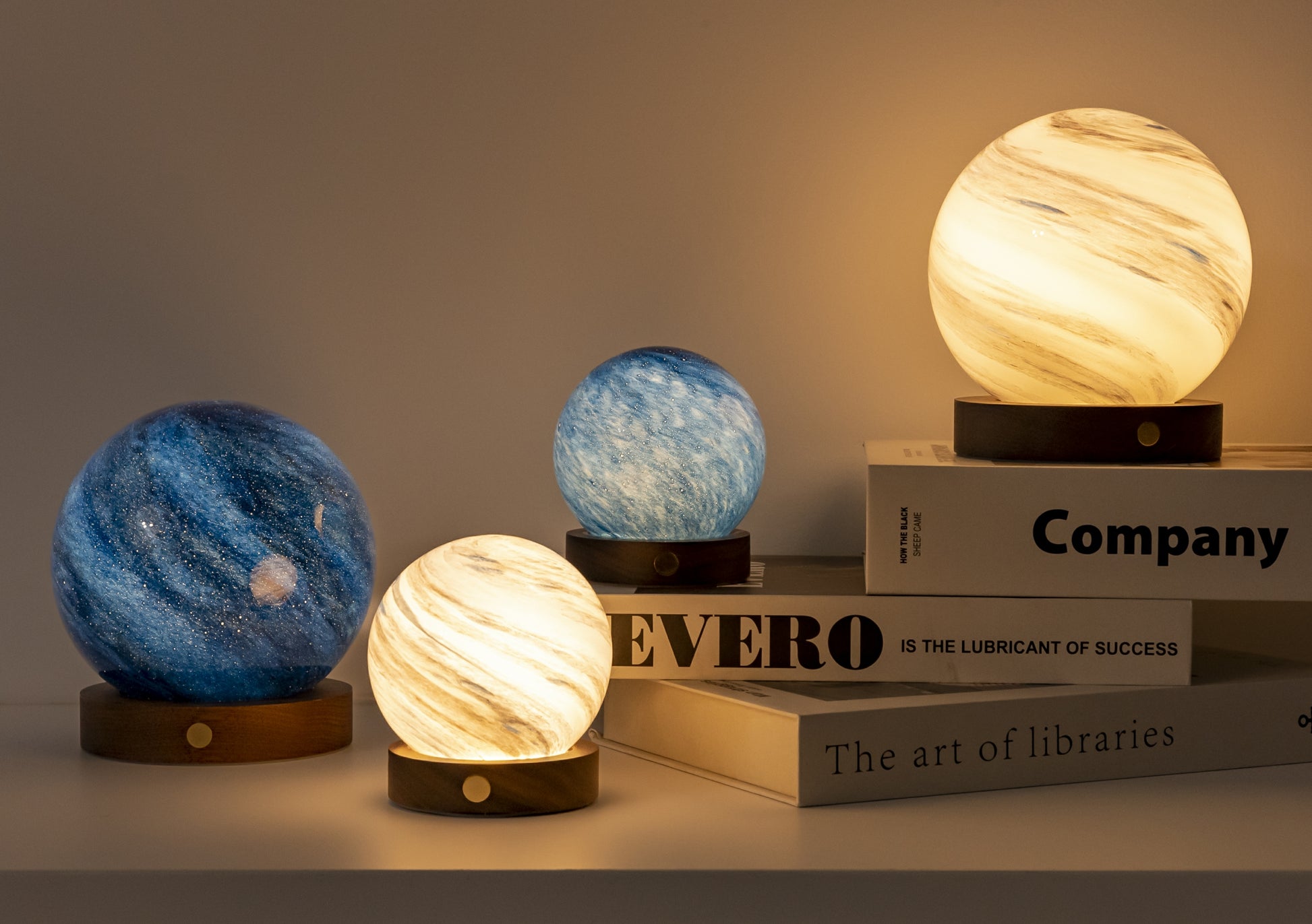 Stellar Ocean Mini Astraglass Light – A Celestial Ocean Glow in a Compact Form image 3