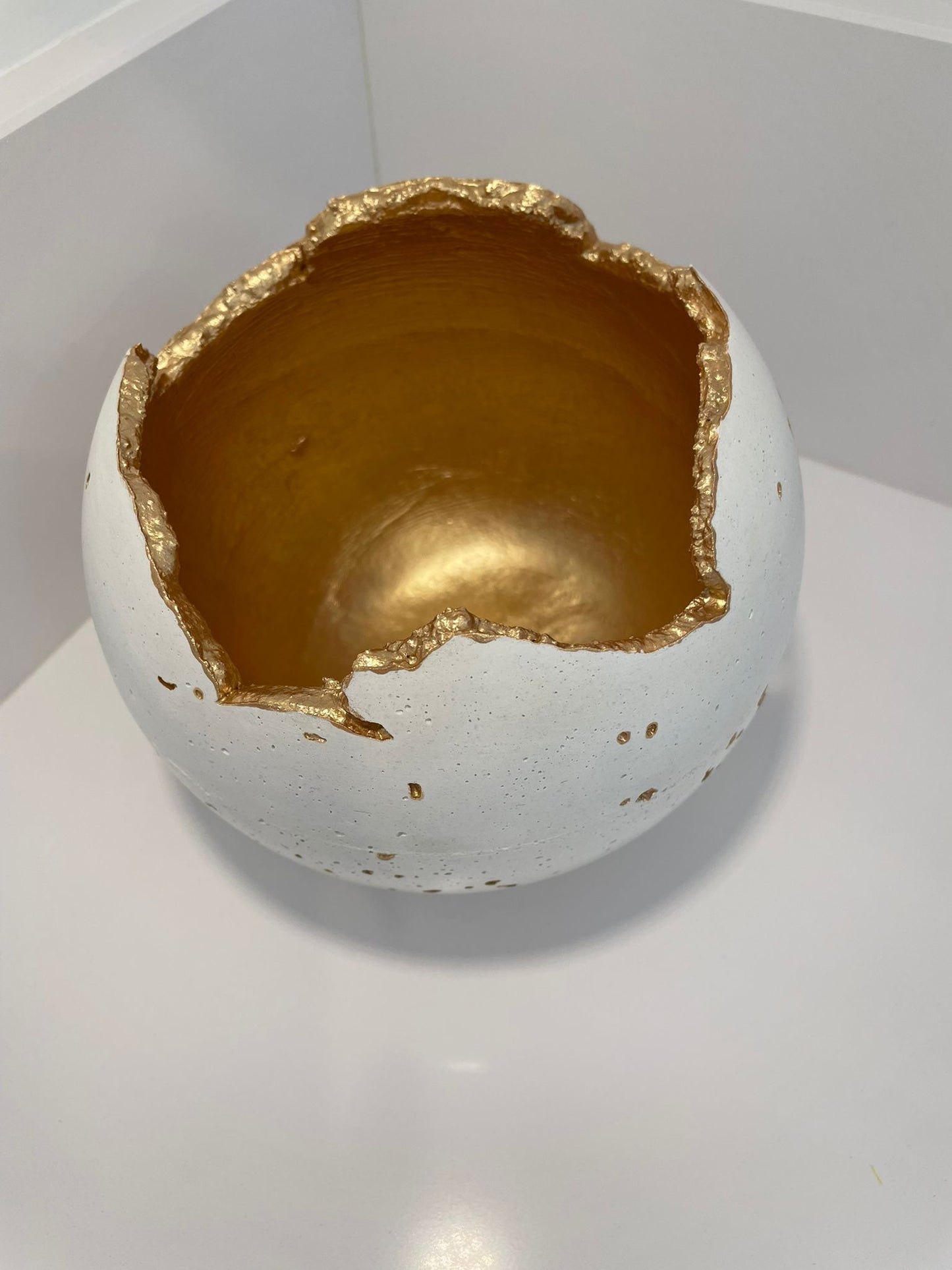 White Concrete Decorative Sphere Planter – Wabi-Sabi Inspired Elegance image 3