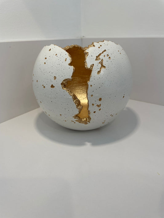 White Concrete Decorative Sphere Planter – Wabi-Sabi Inspired Elegance image 0