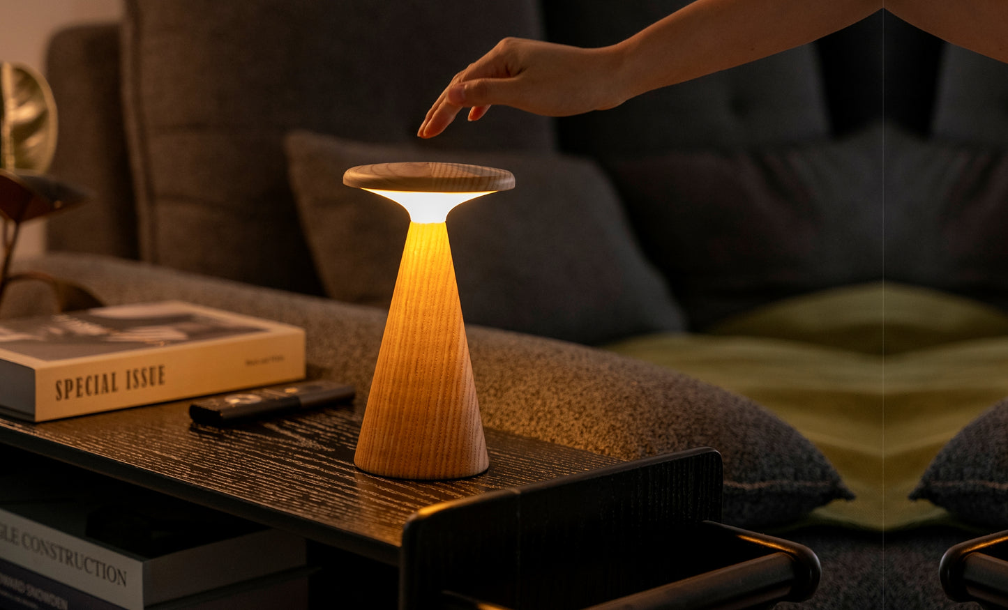 Sylva Table Lamp – White Ash