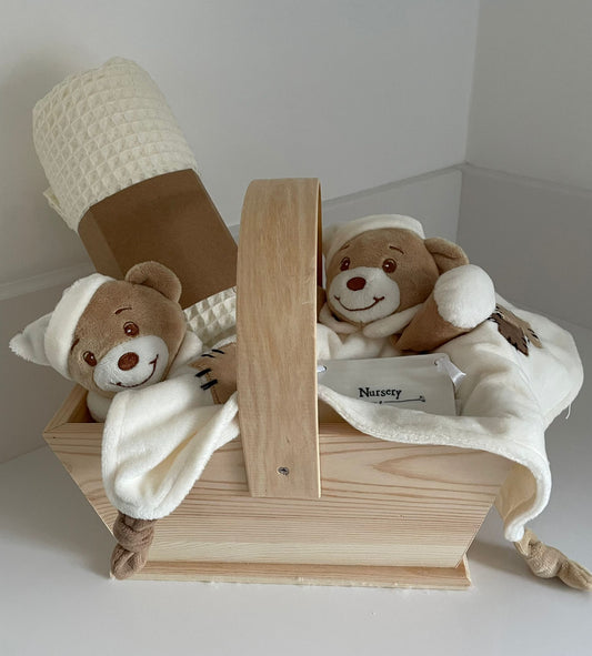 Little One Neutral Baby Hamper – A Perfectly Cuddly Gift