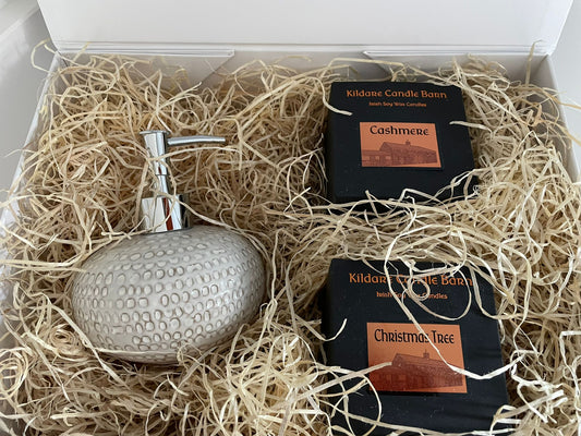 The Cosy Glow Gift Set – Irish Candles & Stylish Home Touches