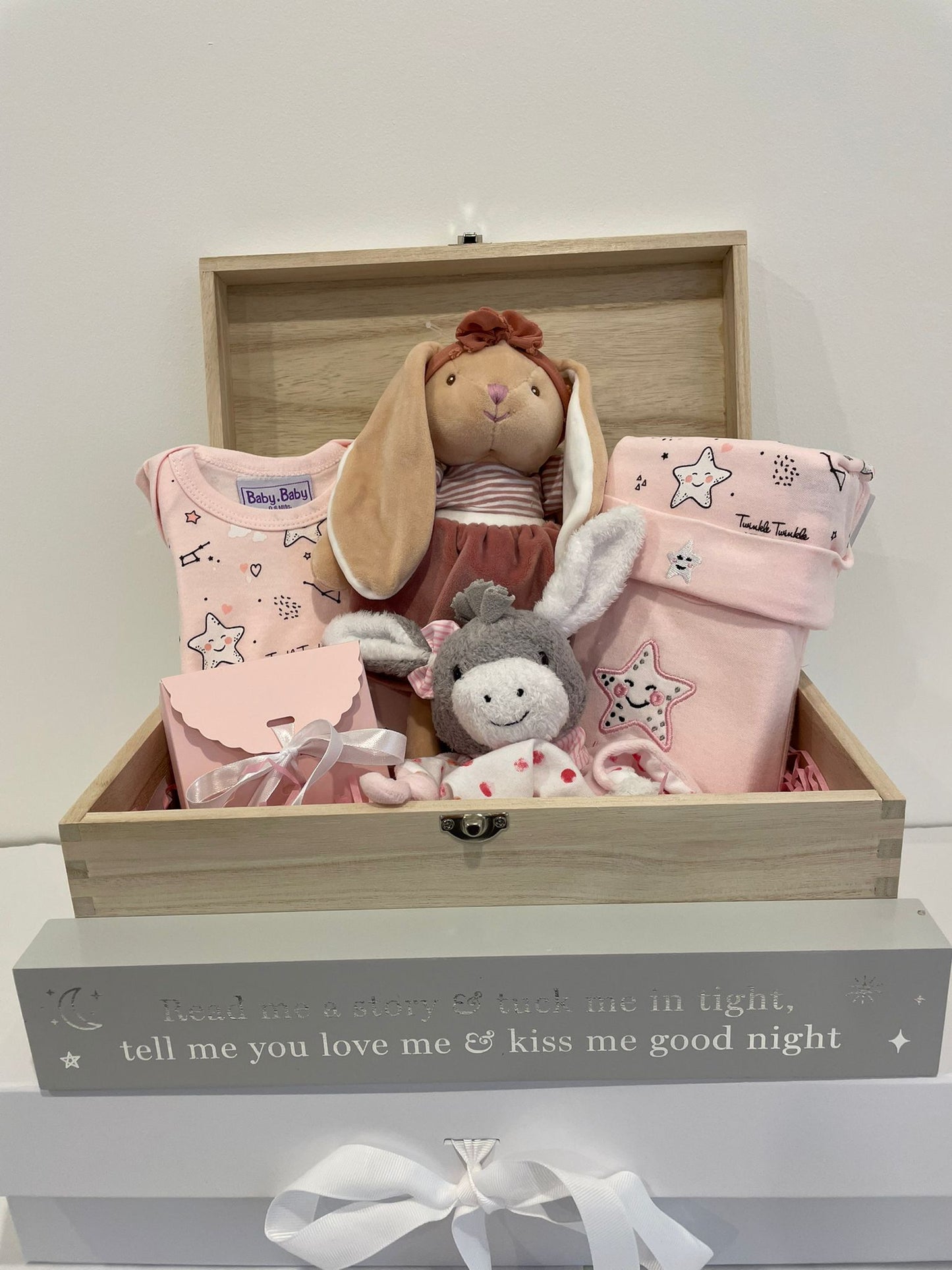 Baby Pink Luxury Gift Set