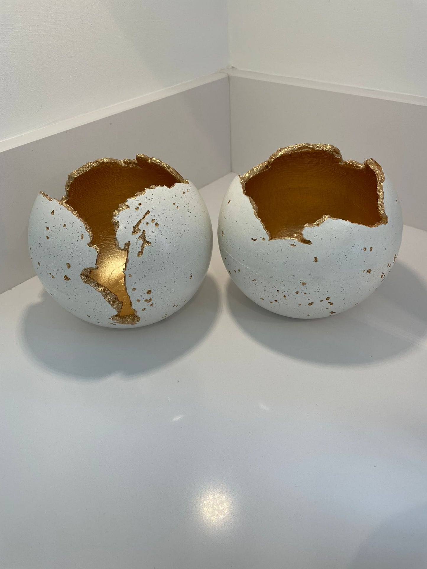 White Concrete Decorative Sphere Planter – Wabi-Sabi Inspired Elegance image 1