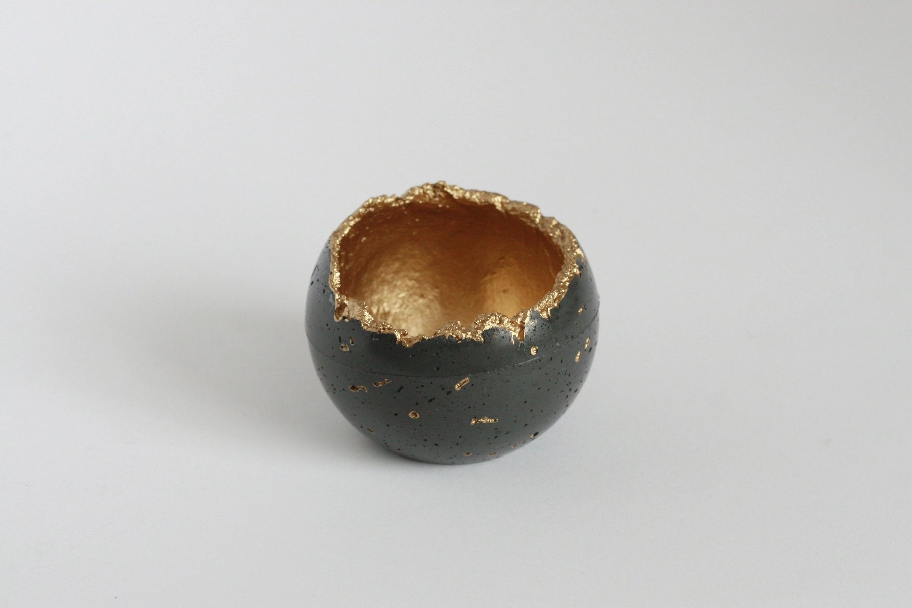 Charcoal Concrete Decorative Sphere Planter – Wabi-Sabi Inspired Elegance image 1